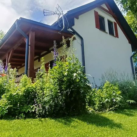 Villa Smocze Ranczo 2 à Ośno Lubuskie Extérieur photo