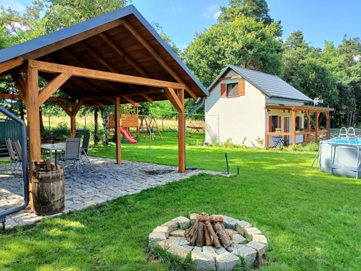 Villa Smocze Ranczo 2 à Ośno Lubuskie Extérieur photo